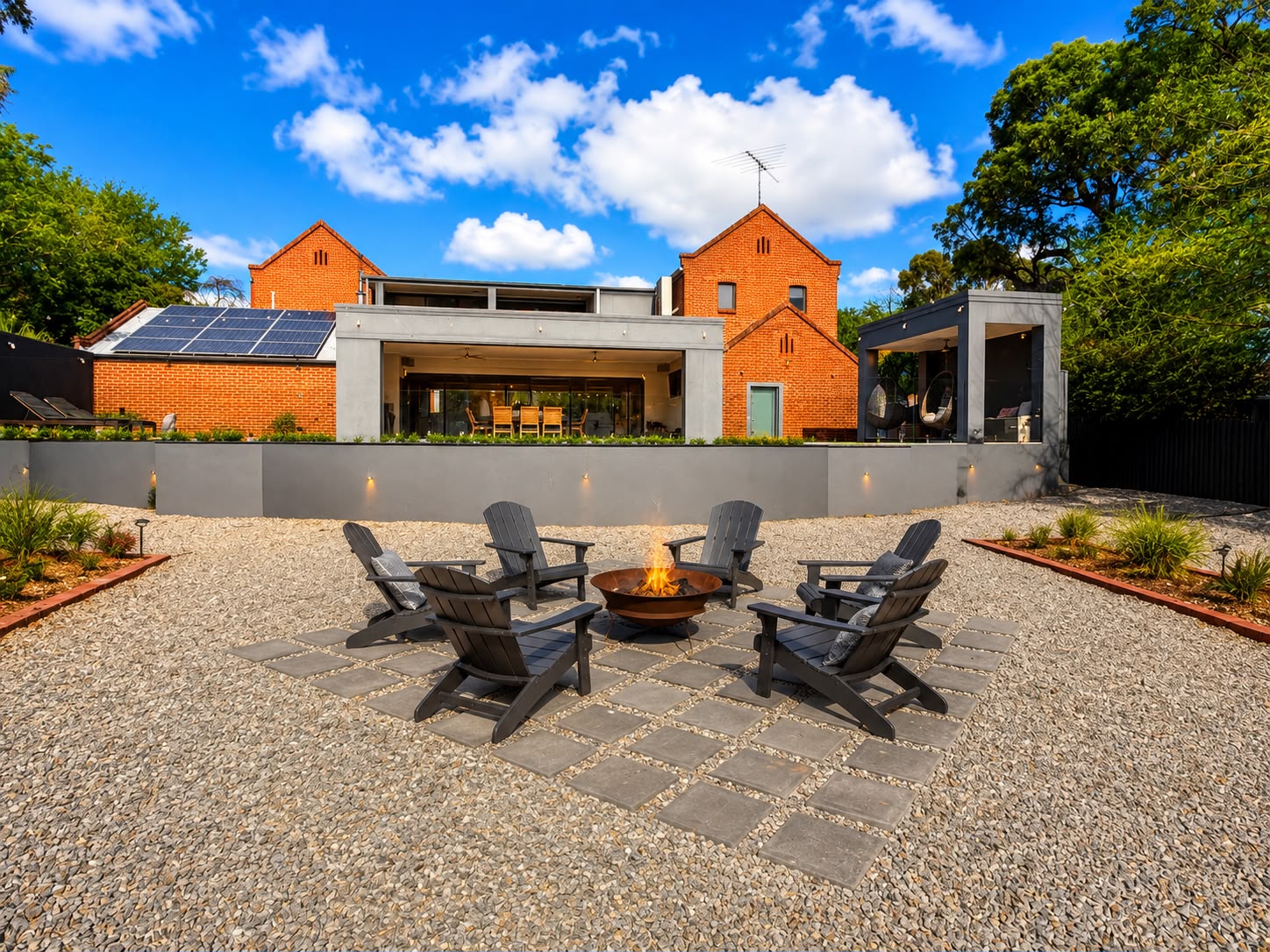 Blumberg Mews property photo 3